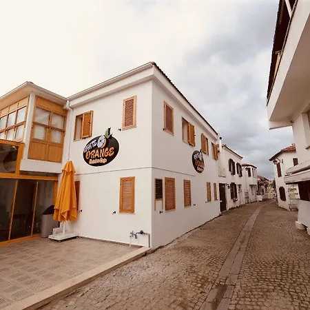 White Orange 3* איזמיר